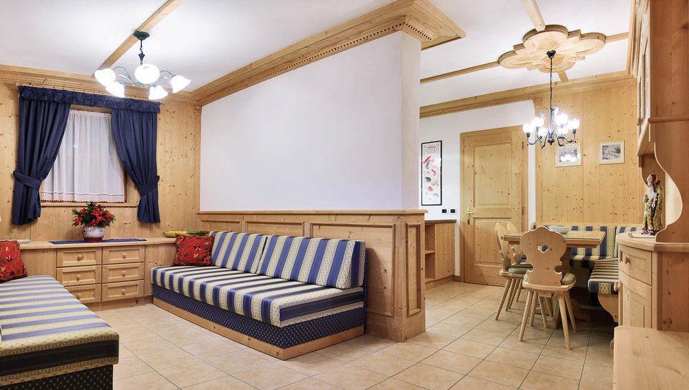 Chalet Ciasa Tino & Sara - Belaval Apartments Corvara In Badia Exterior photo